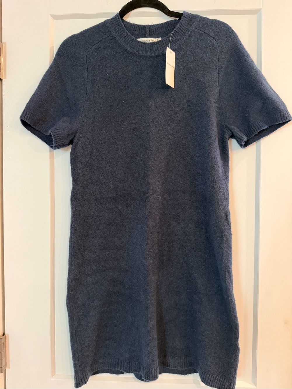 NWT Abercrombie and Fitch navy blue Sweater dress size S